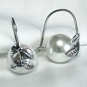 Annika Witt Drop Leaf Pearl Earrings 925 Sterling Silver Bali